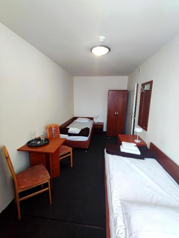Plonia Economy Szczecin Exterior foto