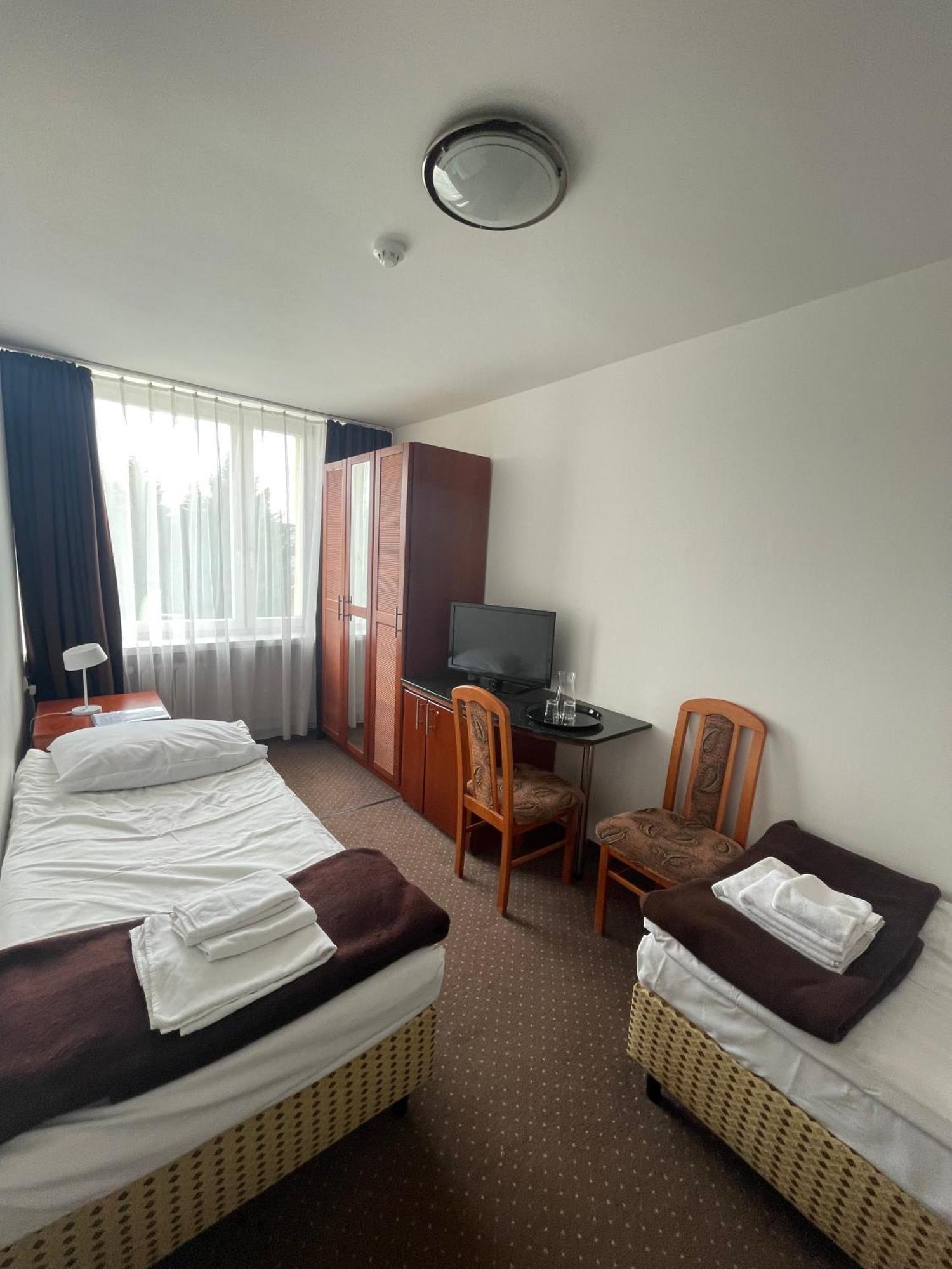 Plonia Economy Szczecin Exterior foto